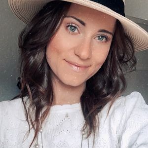 Meet your Posher, Grace